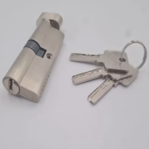 Butuc special pentru usi de interior cu profil mic LP 35×35, 3 chei amprenta si buton